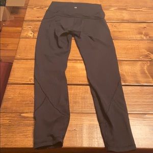 LuLuLemon In MOVEMENT 7/8 TIGHT *EVERLUX 25" Black